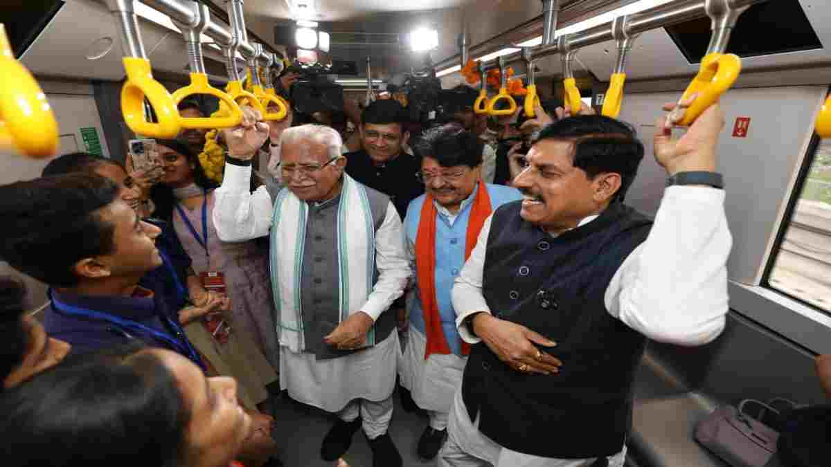 इंदौर में मेट्रो का नया अध्याय शुरू: 16 स्टेशनों से बदलेगी शहर की कनेक्टिविटी, CM डॉ. मोहन, केंद्रीय मंत्री मनोहर लाल खट्टर और कैलाश विजयवर्गीय ने दिखाई हरी झंडी