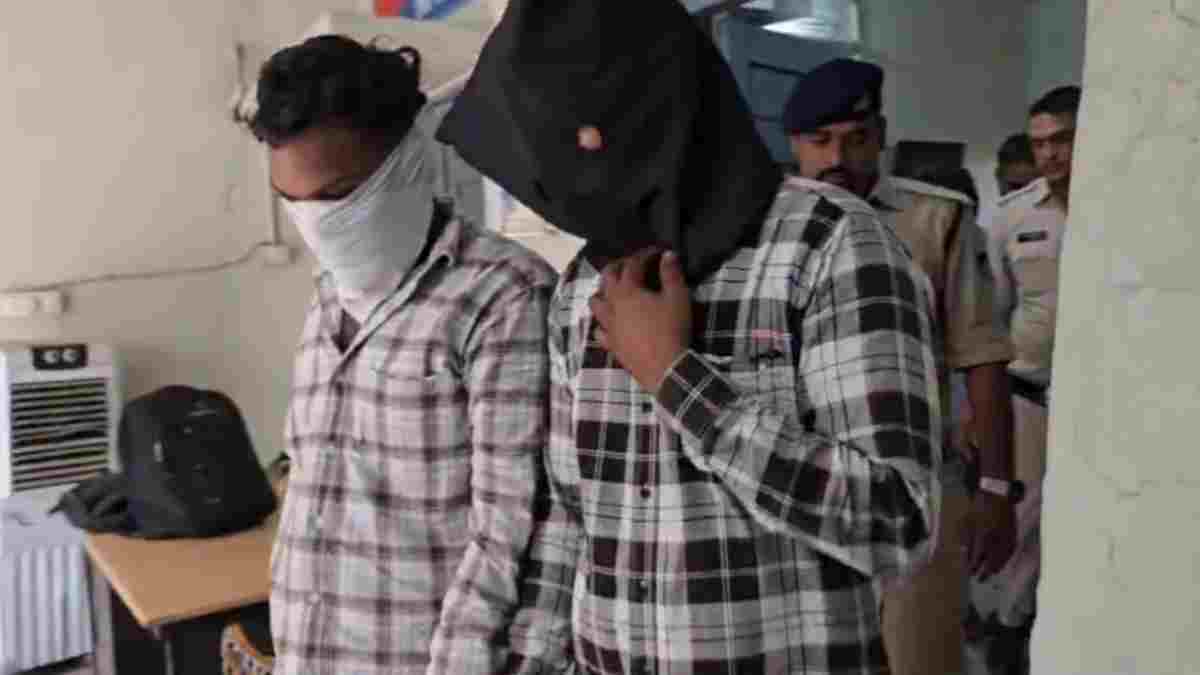 नाम-पता पूछते ही महिला के गले से झपटी सोने की चेन, 3 आरोपी गिरफ्तार