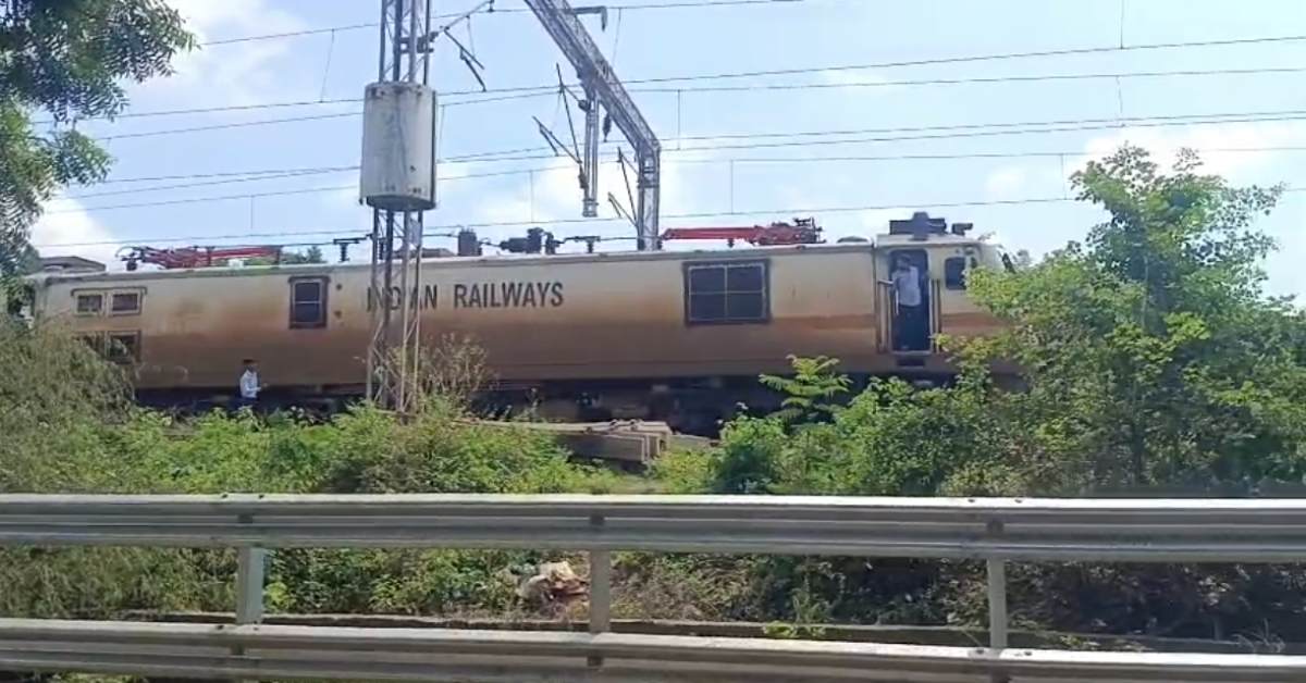 चलती ट्रेन के इंजन में उठा धुआं, आउटर पर रोकी गई ट्रेन, यात्रियों में अफरा-तफरी