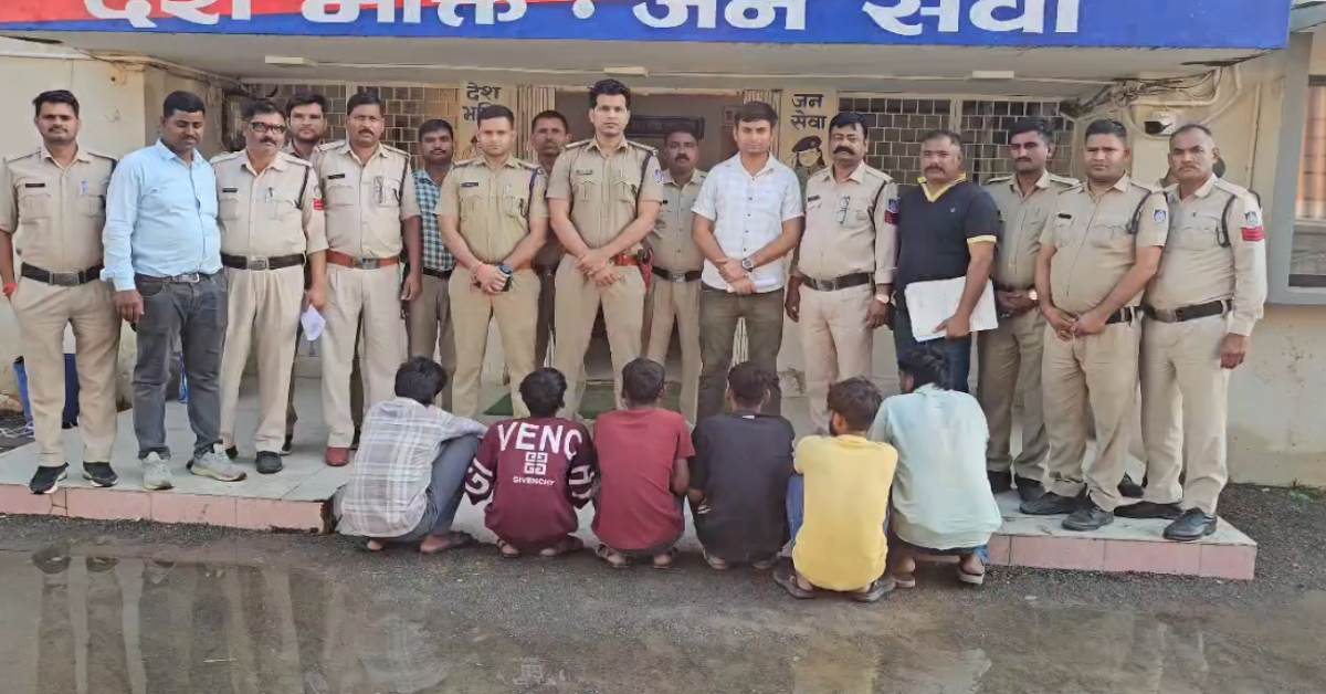 चोरी का ऐसा खेल कि उड़ जाए होश: दिन में बनाते थे शिकार, रात के अंधेरे में पिकअप से उड़ा ले जाते थे लाखों का माल