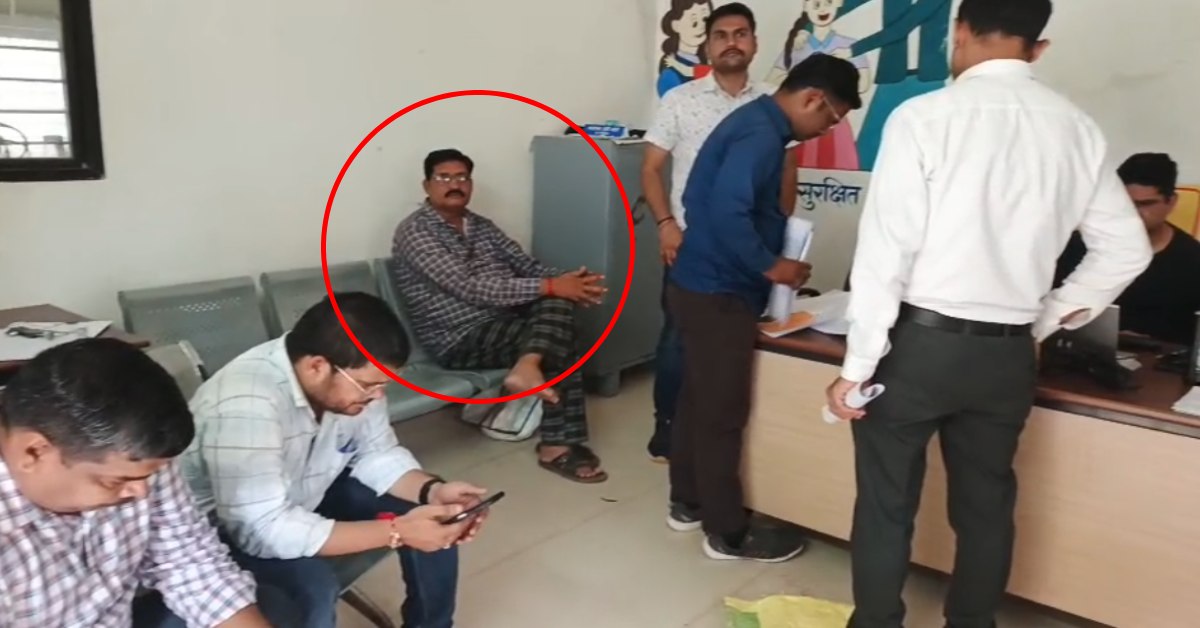 केन-बेतवा मुआवजे में रिश्वतखोरी का खेल! 47 हजार लेते पटवारी गिरफ्तार, बाइक की डिग्गी से घूस की रकम बरामद