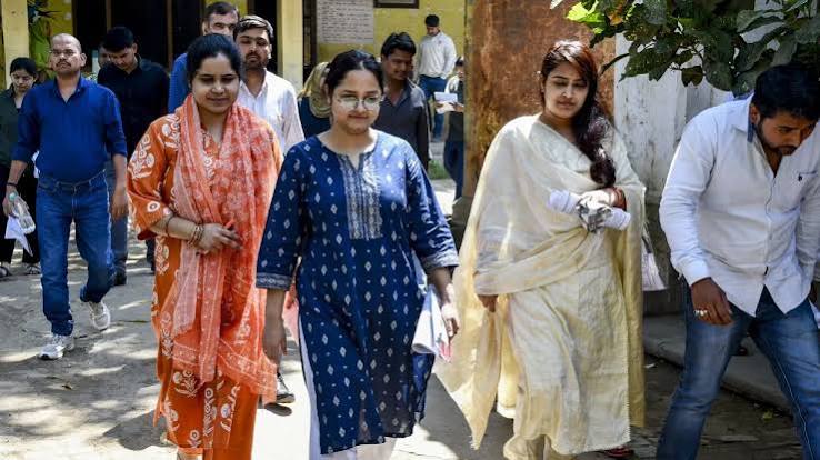 Ranchi News: देश के 100 बड़े जिलों में रांची की बेहतर स्थिति, सिर्फ 16.5% युवा NEET, जानें रोजगार और बेरोजगारी के आंकड़े