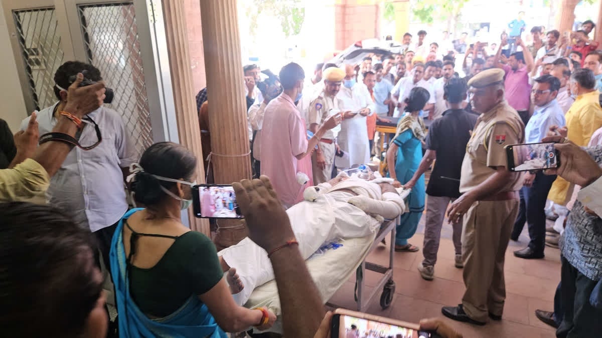 60 से 95% तक झुलसे छह दमकलकर्मी, एंबुलेंस के लिए बना ग्रीन कॉरिडोर, फैक्ट्री मालिक का बेटा गिरफ्तार