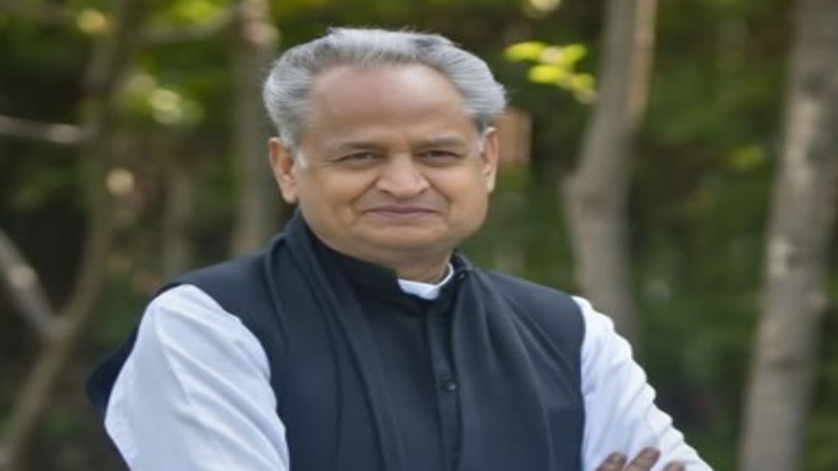 रोड शो से जीएसटी छापों तक… निकाय चुनाव से पहले गहलोत ने भाजपा पर लगाए गंभीर आरोप