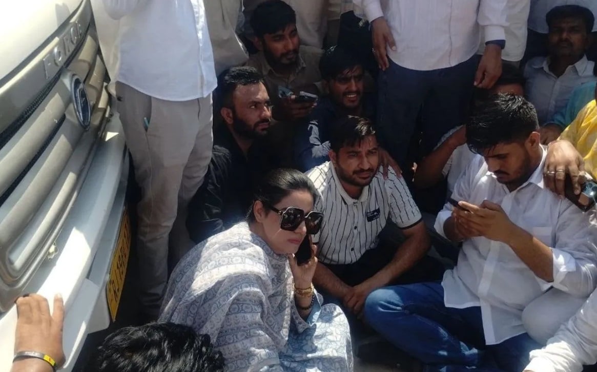 Mathania Nagar Palika Election 2026: मथानिया में अध्यक्ष की कुर्सी पर घमासान! दिव्या मदेरणा को रोका गया, कांग्रेस ने लगाए गंभीर आरोप