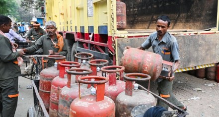 गुजरात गैस ने बढ़ाए रसोई गैस के दाम, सूरत के 7.50 लाख परिवारों पर पड़ा अतिरिक्त वित्तीय भार