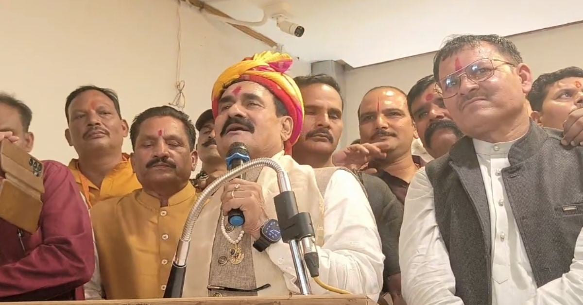 नरोत्तम मिश्रा का ‘सांप-जुगनू’ वार! कहानी में छिपा सियासी संदेश, क्या अपनी ही पार्टी के नेताओं पर निशाना?