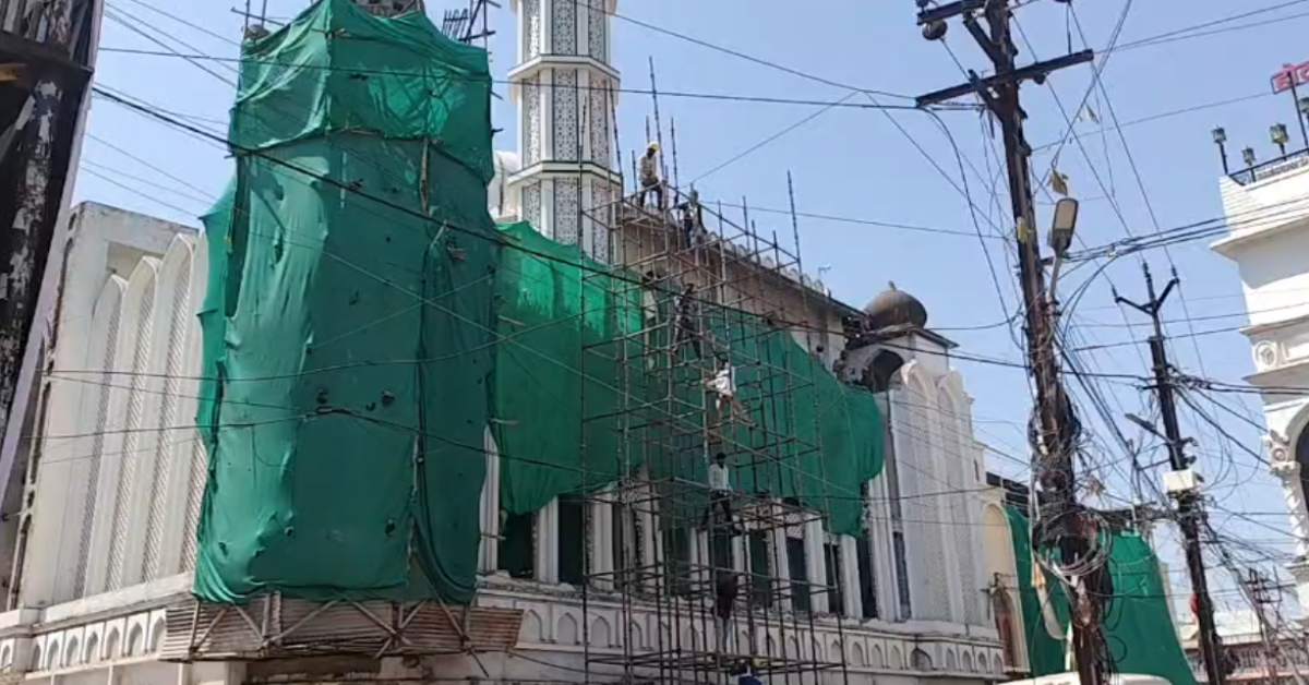 शाही मस्जिद के प्रभावित हिस्से को हटाने का काम जारी: अब तक 8 FIR और 15 लोग गिरफ्तार, 100 से ज्यादा कंटेंट डिलीट