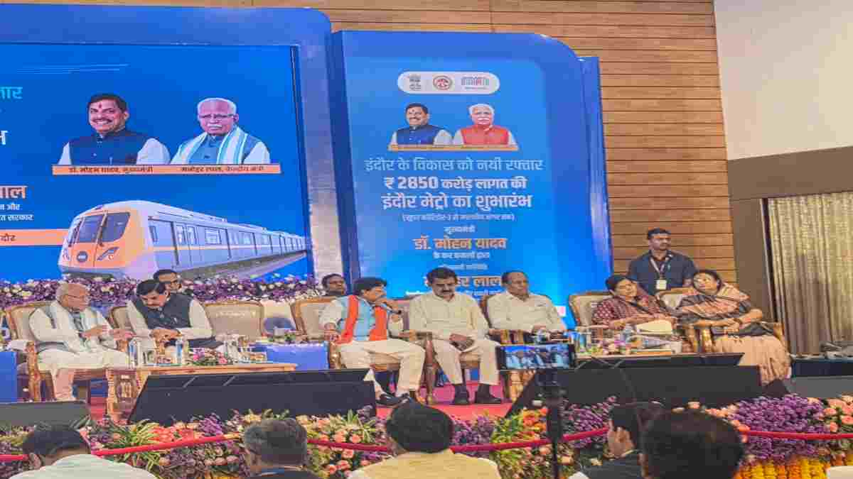 इंदौर में विधायक के नाम पर कंफ्यूज हुए केंद्रीय मंत्री खट्टर! बोले- ‘श्री लगाऊं या श्रीमती?’ सवाल सुनते ही कुर्सी से खड़ी हुईं विधायक