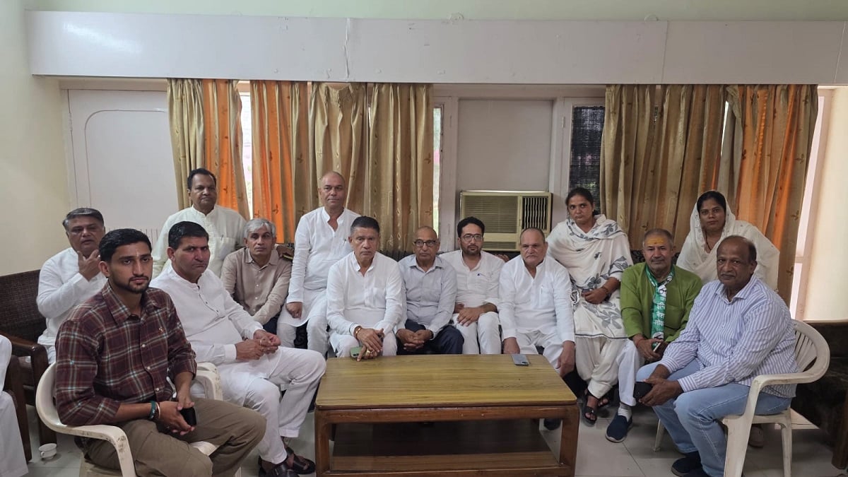 ‘सेवा के नाम पर आत्म-प्रचार और सरकारी पैसे की बर्बादी!’ सोनीपत में इनेलो नेता प्रो. सम्पत सिंह का सरकार पर तीखा हमला