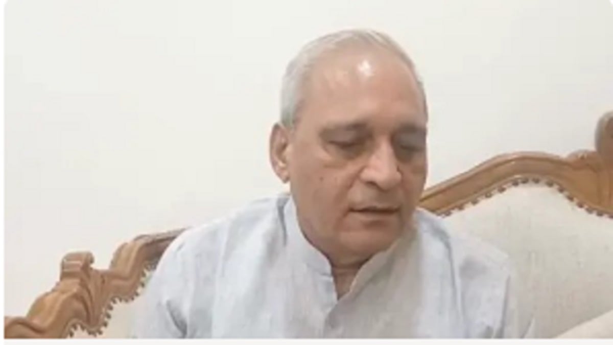 स्मृति ईरानी को हरियाणा में बड़ी जिम्मेदारी, रणवीर गंगवा बोले- BJP को मिलेगा अनुभव का लाभ