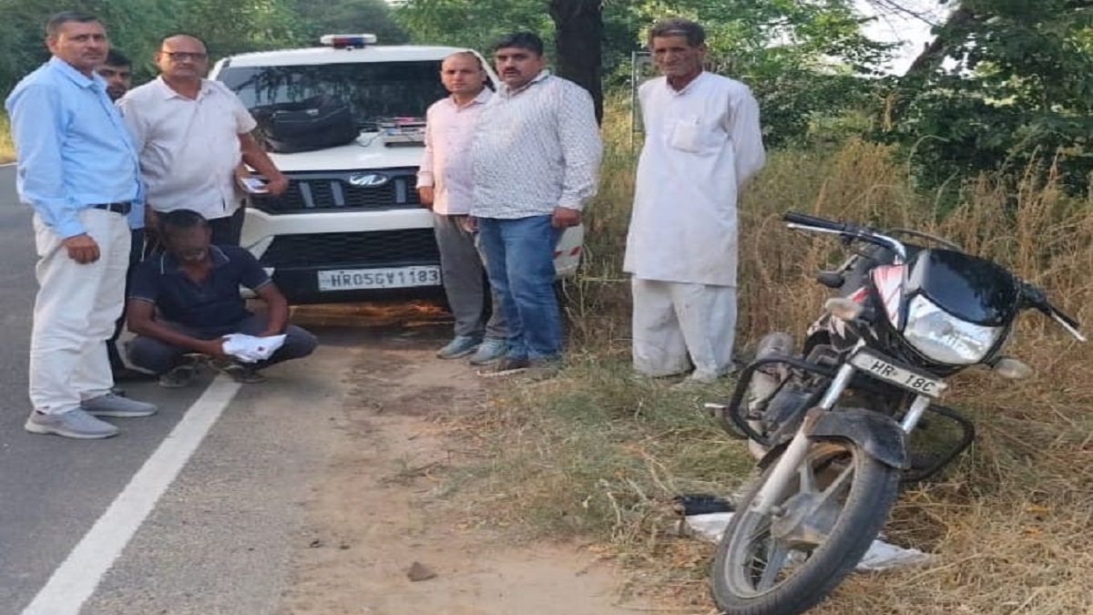 पुलिस को देखकर बाइक मोड़कर भागा, तलाशी ली तो लोअर की जेब से निकली 491 ग्राम चरस