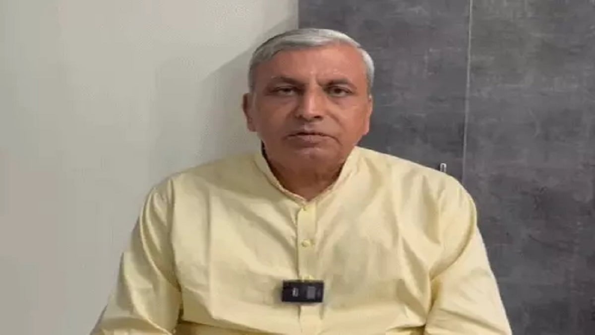 भिवानी: हुड्डा पर बरसे जेपी दलाल, बोले- बीजेपी राज में मिलीं दोगुनी नौकरियां, विकास पर भी घेरा