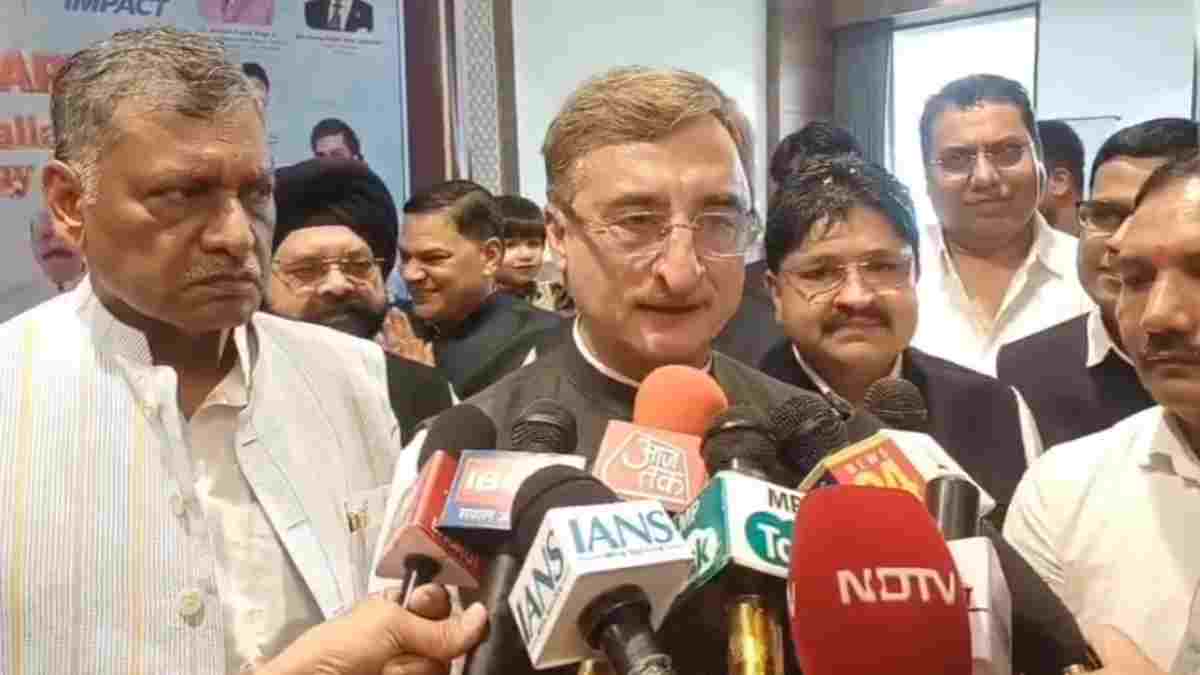 जहरीली शराब से मौत पर सियासत: विवेक तंखा ने कही बड़ी बात, Gen Z को बताया दबे हुए लोग