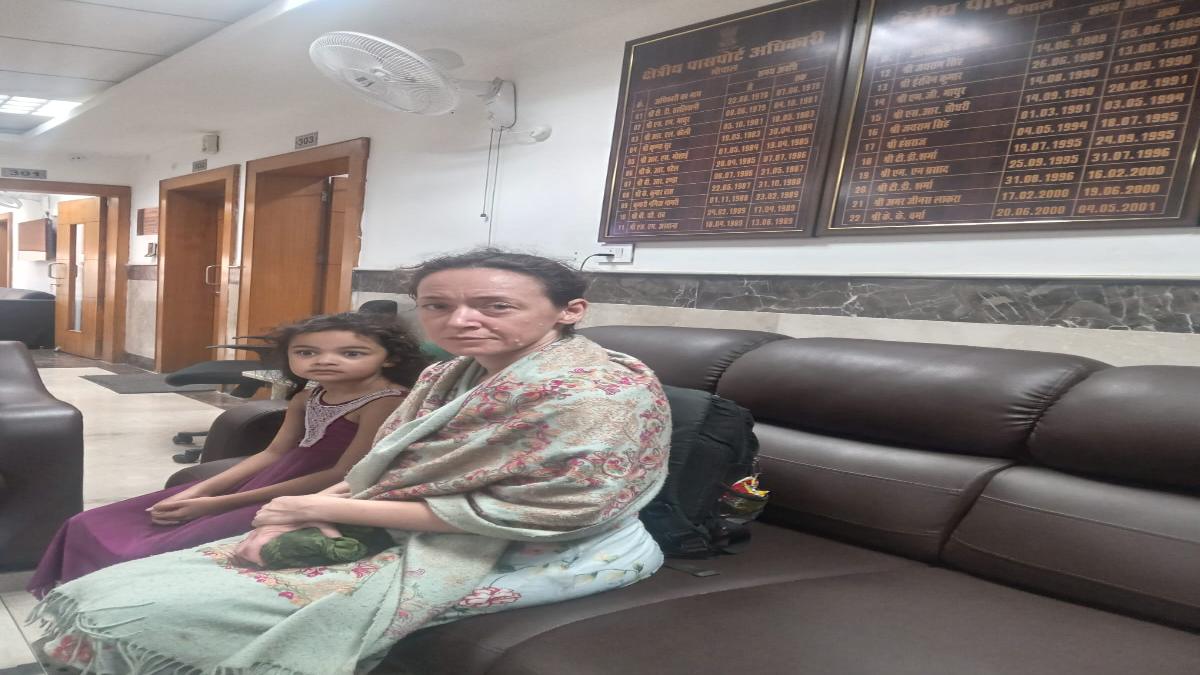 फेसबुक की दोस्ती के बाद जर्मनी से आई महिला का टूरिस्ट वीजा खत्मः बेटी के साथ भोपाल के गौरवी सेंटर में ठहरी, डिपोर्ट करने की तैयारी