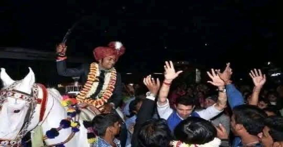जहरीली शराब कांड के आरोपी की शादी में डांस करते नजर आए PCC चीफ जीतू पटवारी? सोशल मीडिया पर फोटो वायरल