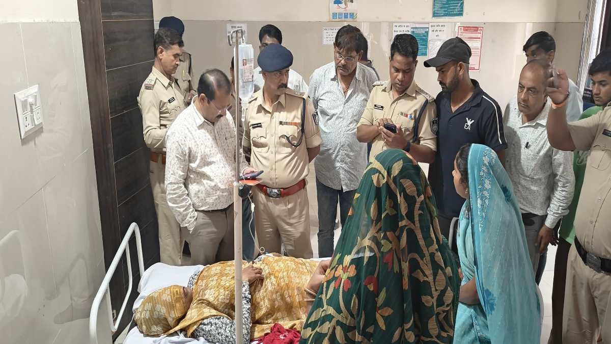 दीवार ढहने से 4 मजदूरों की मौत का मामलाः मंत्री  सिलावट ने अस्पताल पहुंचकर घायलों का जाना हाल, मृतकों के परिजनों को 2-2 लाख की सहायता, बच्चों की शिक्षा मुफ्त कराने की घोषणा