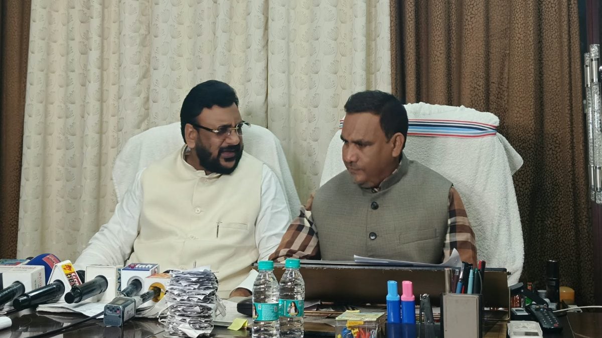 छत्तीसगढ़ और उत्तराखंड के वक्फ बोर्ड अध्यक्ष की प्रेस कांफ्रेंस: मुस्लिम समाज को शिक्षा, कौशल और विकास की मुख्यधारा से जोड़ने पर जोर