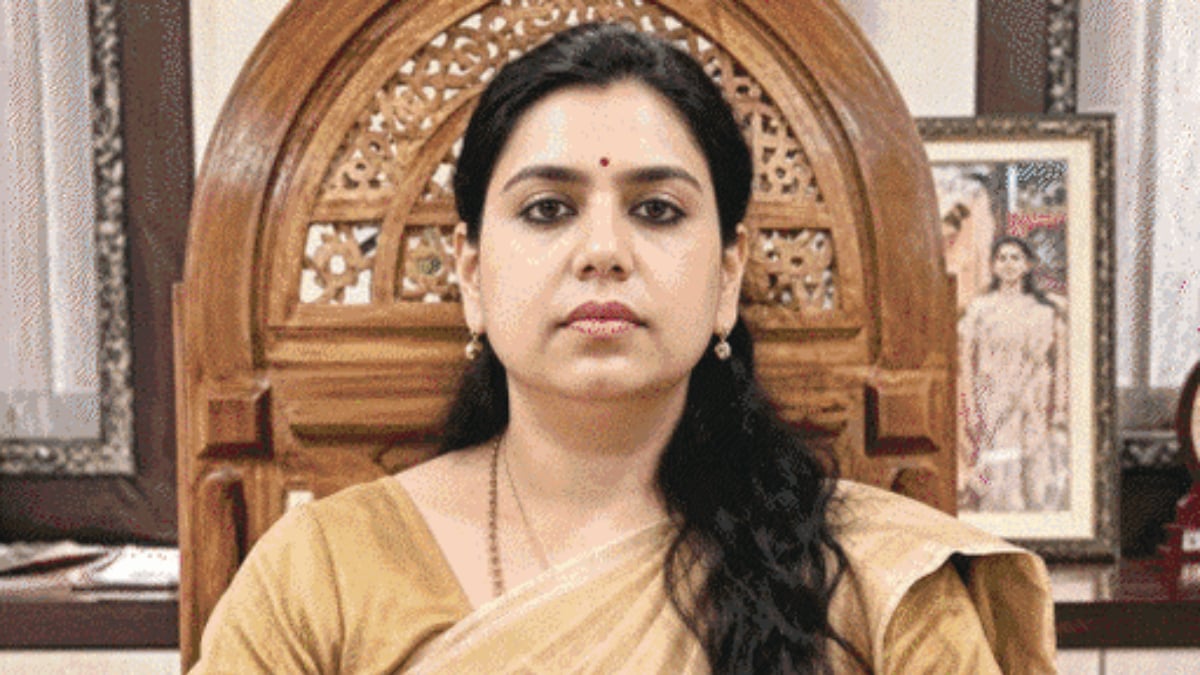 BREAKING: पूर्व IAS दिव्या मित्तल की राजनीति में एंट्री, बोलीं- किसी दल…