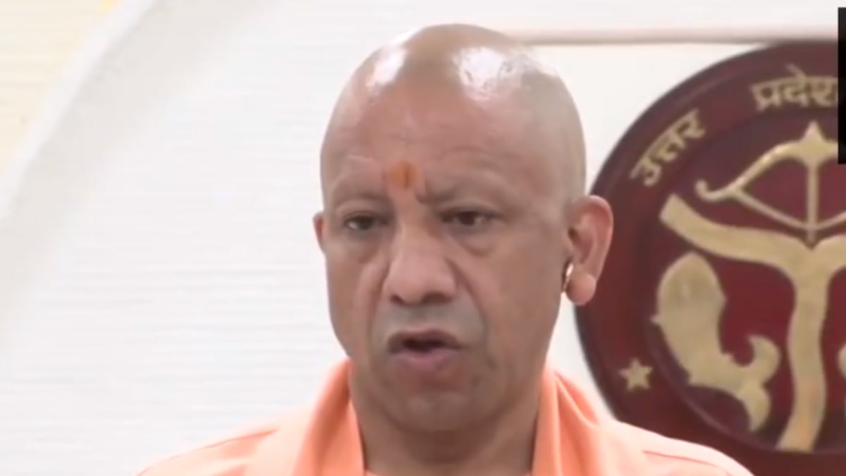 SIR पर विपक्ष के विरोध को लेकर CM योगी का हमला, बोले- ‘पहले भी हो चुका है SIR’