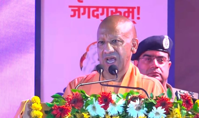 ‘मंदिर तोड़ सकते हो, आस्था नहीं’: जानें आक्रांताओं के इतिहास पर ऐसा क्यों बोले सीएम योगी