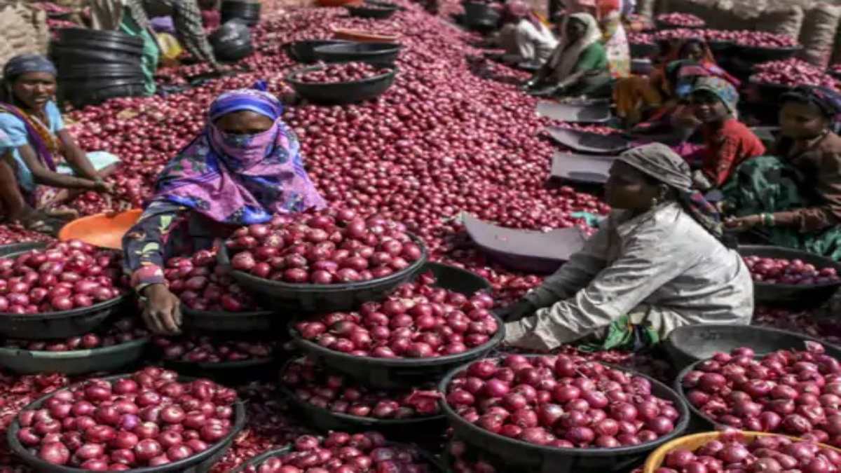Onion Price Surge : 3 महीने में 82% महंगा हुआ प्याज, जानिए कब मिलेगी राहत और क्यों बढ़े दाम