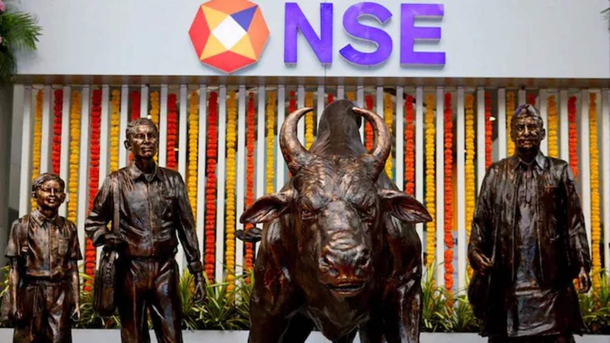 NSE IPO Listing Today : शेयर बाजार में NSE की धमाकेदार एंट्री? IPO निवेशकों को मिला इतना लिस्टिंग गेन
