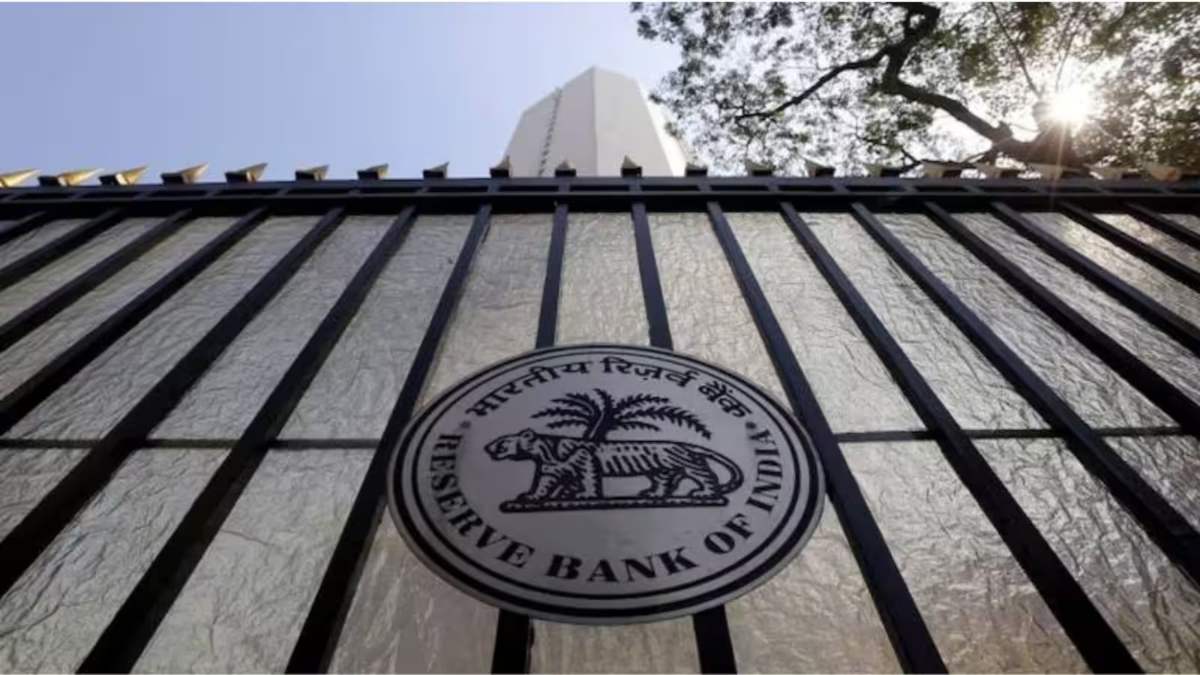 RBI NBFC Action : 5 कंपनियों का रजिस्ट्रेशन रद्द, 8 ने लाइसेंस लौटाए, जानिए किन कंपनियों पर हुई कार्रवाई