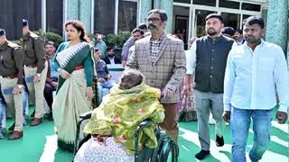 Rupi Soren Health Update: सीएम सोरेन की मां रूपी सोरेन की तबीयत में फिर उतार-चढ़ाव, हिल व्यू अस्पताल में इलाज जारी