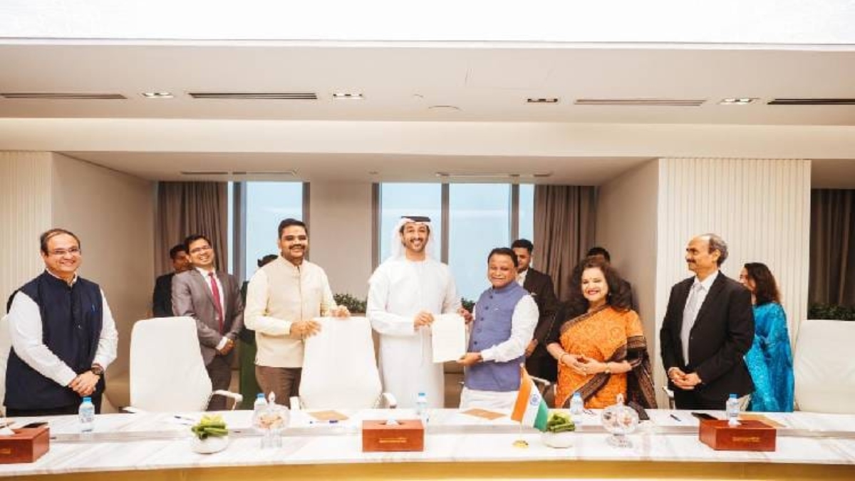 CM मोहन चरण माझी का UAE दौरा: दुबई में की अर्थव्यवस्था मंत्री से मुलाकात, इस विषय पर हुई चर्चा