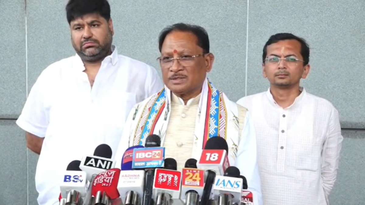 दिल्ली दौरे पर CM विष्णुदेव साय, GDP ग्रोथ पर बोले- पीएम मोदी के नेतृत्व में लगातार आर्थिक विकास कर रहा भारत