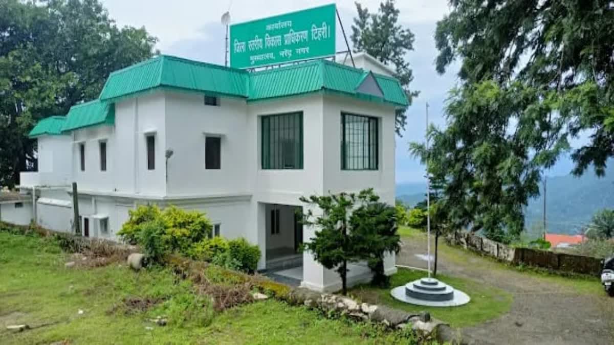 अवैध निर्माण से लेकर मानचित्र तक में गड़बड़ी का खुलासा, सीएम धामी की समीक्षा के बाद बड़ा एक्शन, जानिए मामला