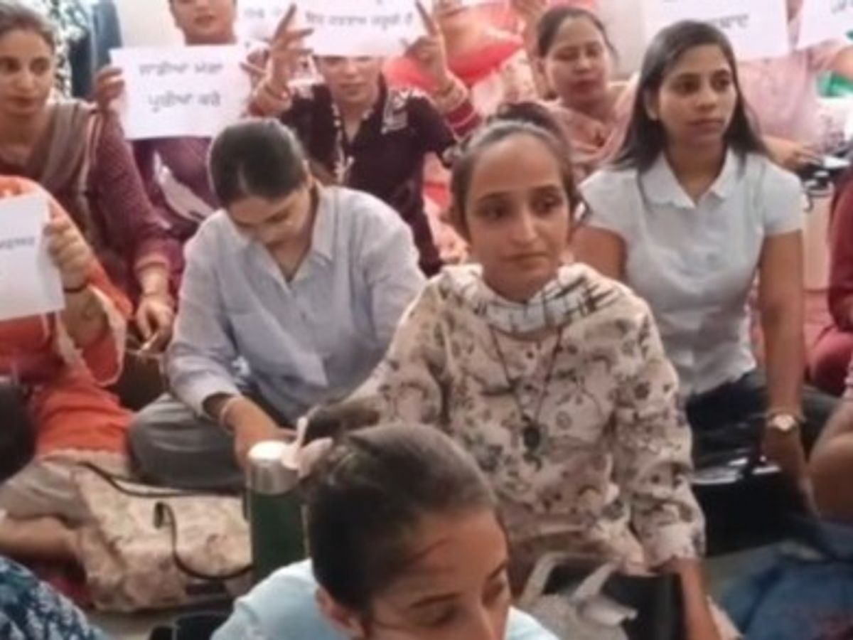 पंजाब में NHM कर्मचारियों का सरकार के खिलाफ मोर्चा तेज, 2 सितंबर तक हड़ताल; मांगों पर बैठक से उम्मीद