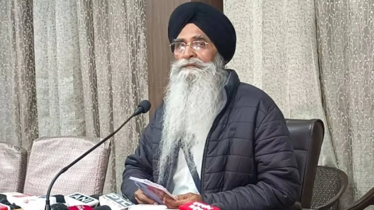 SGPC ने दो कर्मचारियों को किया तत्काल प्रभाव से निलंबित, अनैतिक मामले में नाम सामने आने के बाद कार्रवाई