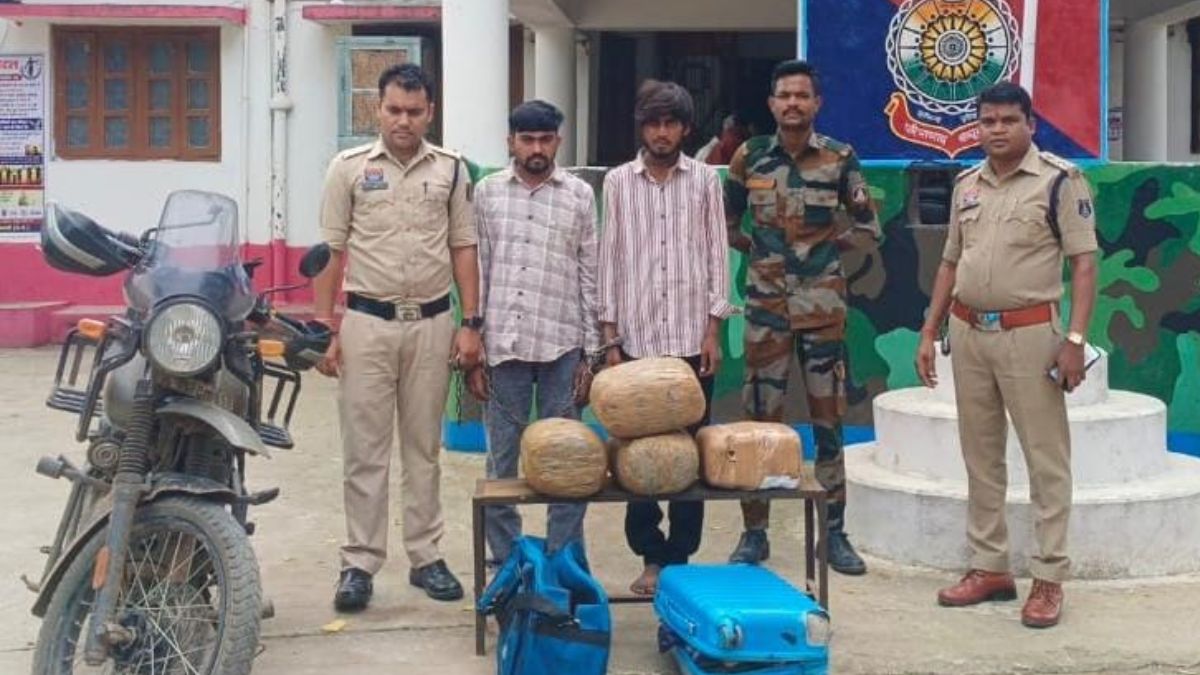 ओडिशा से दिल्ली जा रही थी गांजे की खेप, धमतरी में पुलिस ने दो तस्करों को दबोचा, लाखों का माल जब्त