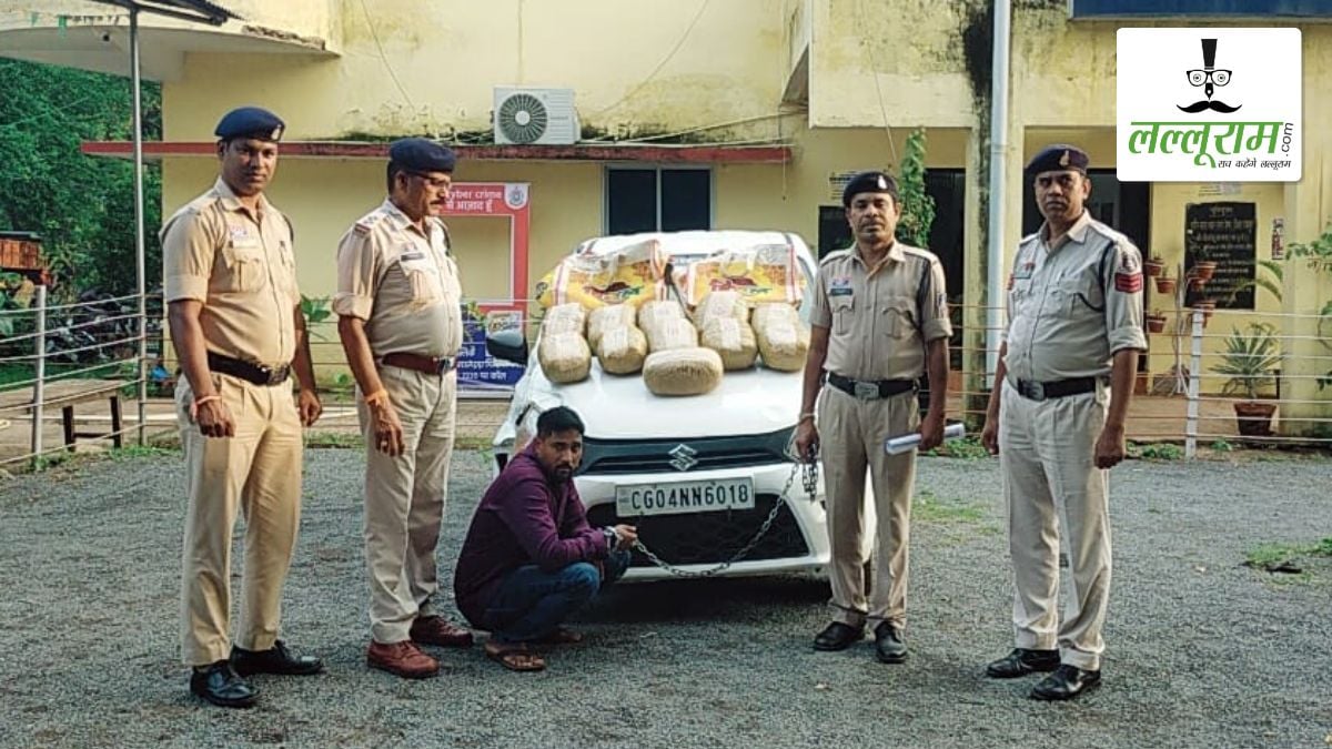ओडिशा से दुर्ग जा रही थी गांजे की खेप, पुलिस ने बीच रास्ते तस्कर को रंगे हाथ दबोचा, कार समेत 13 लाख का माल जब्त