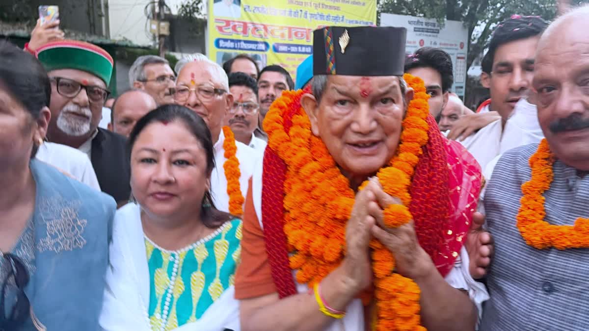 उत्तराखंड लौटे पूर्व सीएम हरीश रावत, शहीदों को नमन कर BJP सरकार को दी जांच की चुनौती