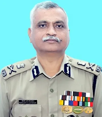 झारखंड कैडर के IPS संजय लाटकर बने DG: परमाणु ऊर्जा विभाग में मिली सुरक्षा की कमान, IAS घोलप रमेश को NOC