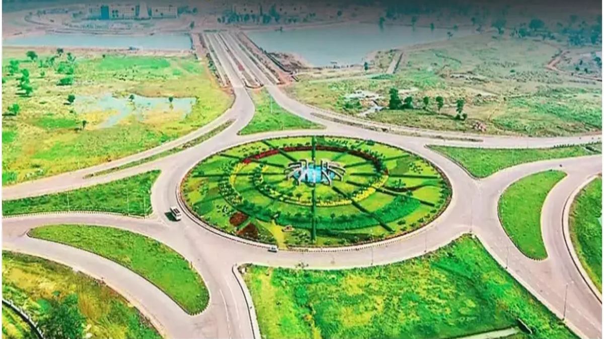 चित्रोत्पला फिल्म सिटी की धीमी प्रगति पर पर्यटन बोर्ड सख्त, निर्माण एजेंसी को नोटिस जारी, ₹17 करोड़ की बैंक गारंटी हो सकती है जब्त
