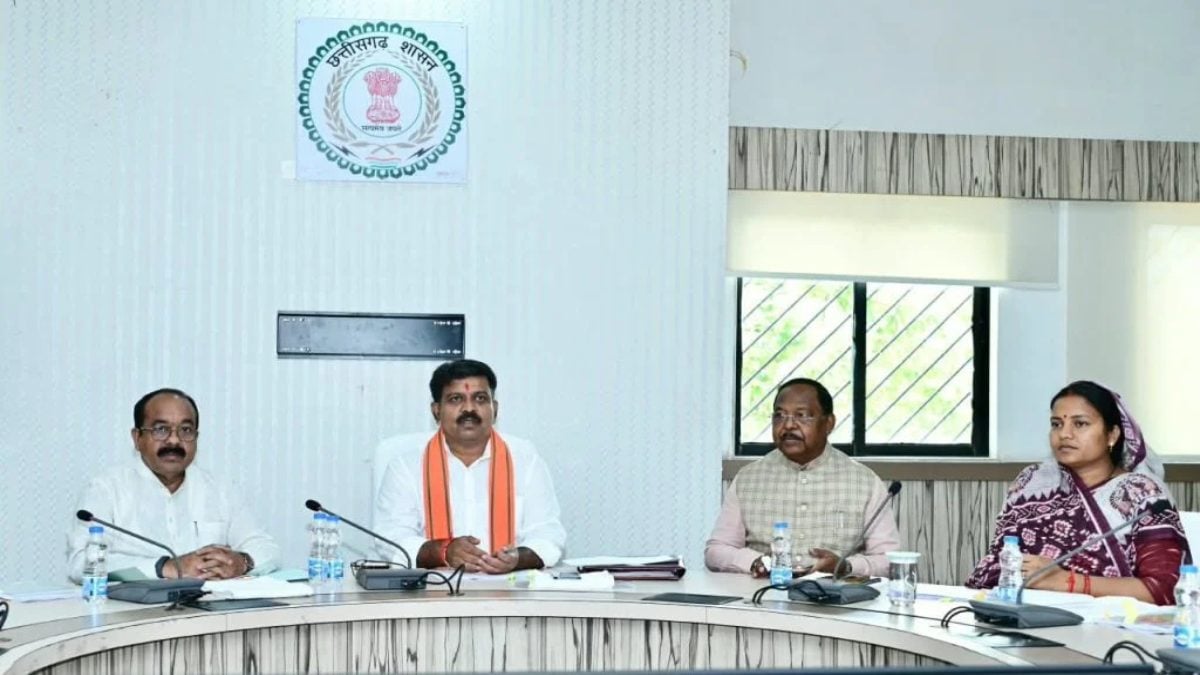राजनीतिक आंदोलनों से जुड़े 16 मामलों पर हुआ मंथन, 9 प्रकरणों की वापसी की अनुशंसा