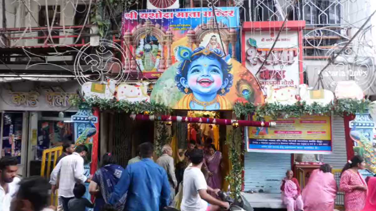 इंदौर का 230 साल पुराना अनोखा मंदिर: जन्माष्टमी पर मां यशोदा की गोद भराई से पूरी होती है संतान की मनोकामना, देश-विदेश से पहुंचती हैं महिलाएं