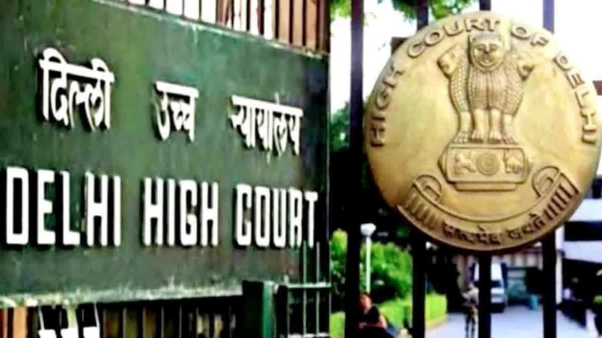 DU के सभी कॉलेजों में हॉस्टल की मांग, दिल्ली HC ने केंद, दिल्ली सरकार और DU को नोटिस किया जारी