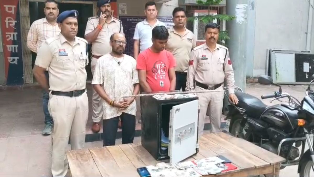 Zudio स्टोर में चोरी करने वाले दो आरोपी गिरफ्तार, नगदी सहित लाखों का सामान बरामद