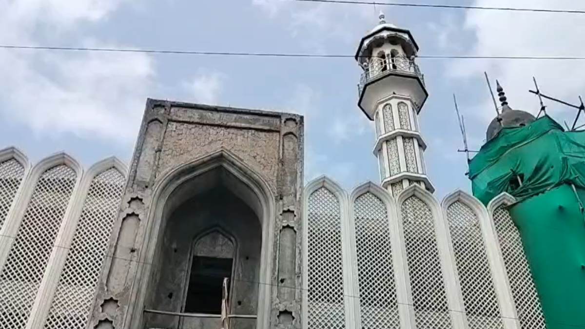 उज्जैन गोपाल मंदिर रोड चौड़ीकरण मामलाः शाही मस्जिद हटाने के खिलाफ दोनों याचिकाएं खारिज, अधिवक्ता बोले- आदेश का अध्ययन कर करेंगे अपील
