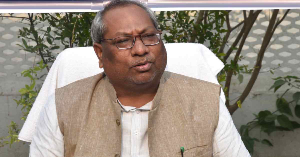 सपा के अनपढ़ और लठैत…सीटों के बंटवारे को लेकर संजय निषाद ने दिया तीखा बयान, गठबंधन पर भी पिक्चर कर दी साफ