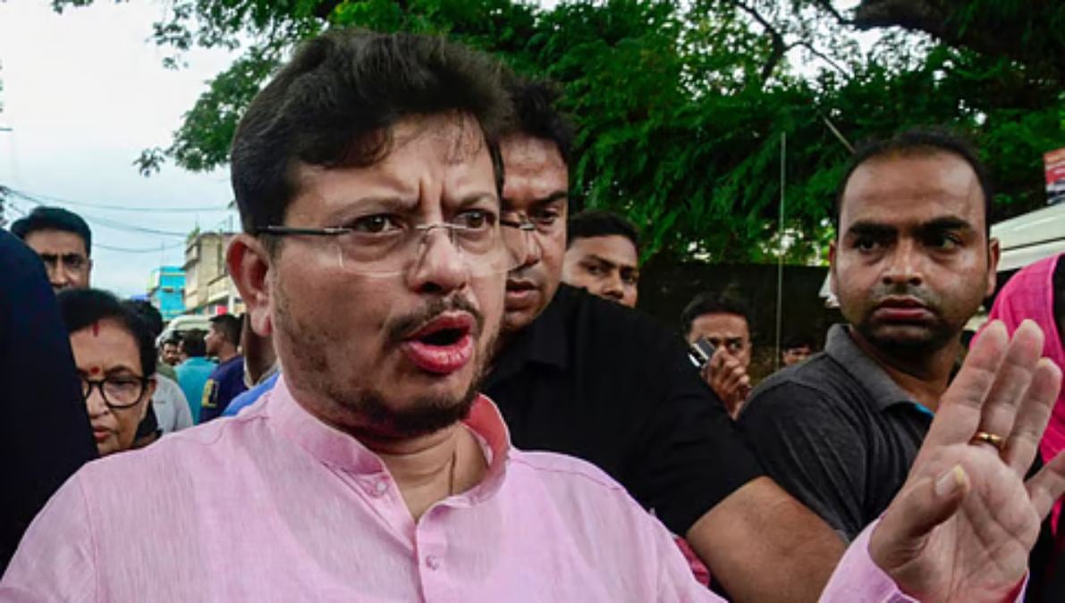 TMC के 10 बागी विधायकों को विधानसभा सचिवालय ने अयोग्यता याचिका पर नोटिस भेजा, एक हफ्ते में मांगा जवाब