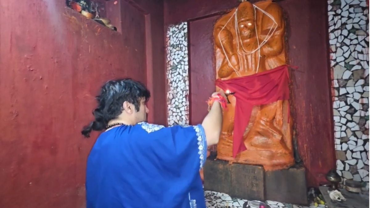 बागेश्वर धाम के धीरेंद्र शास्त्री पहुंचे चुरारन के प्राचीन हनुमान मंदिरः यहीं से शुरू हुई थी आध्यात्मिक यात्रा