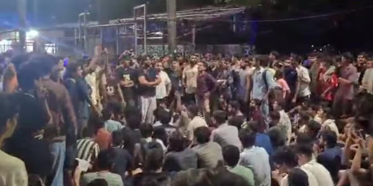 एग्जाम में AI का इस्तेमाल करते पकड़ा गया IIT बॉम्बे का छात्र ने किया सुसाइड, 400 से ज़्यादा छात्रों ने किया प्रदर्शन