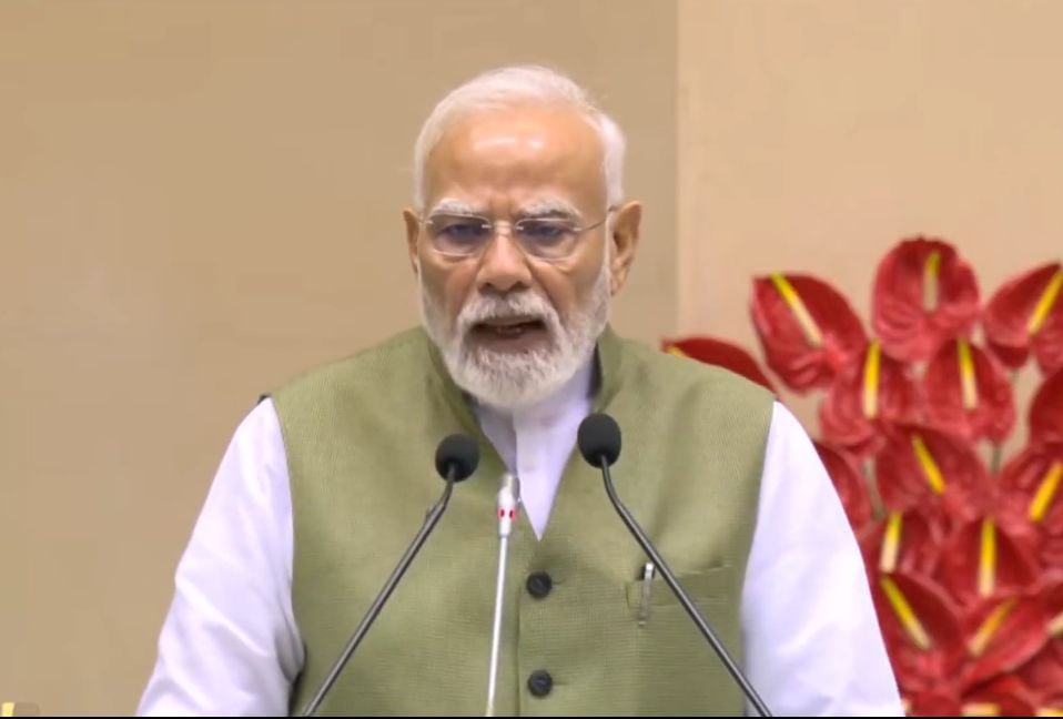 ‘भारत दुनिया को दिखा रहा नई राह’, जलवायु संकट पर पीएम मोदी का बड़ा बयान, बोले- विकासशील देशों पर उत्सर्जन का बोझ डालना उचित नहीं