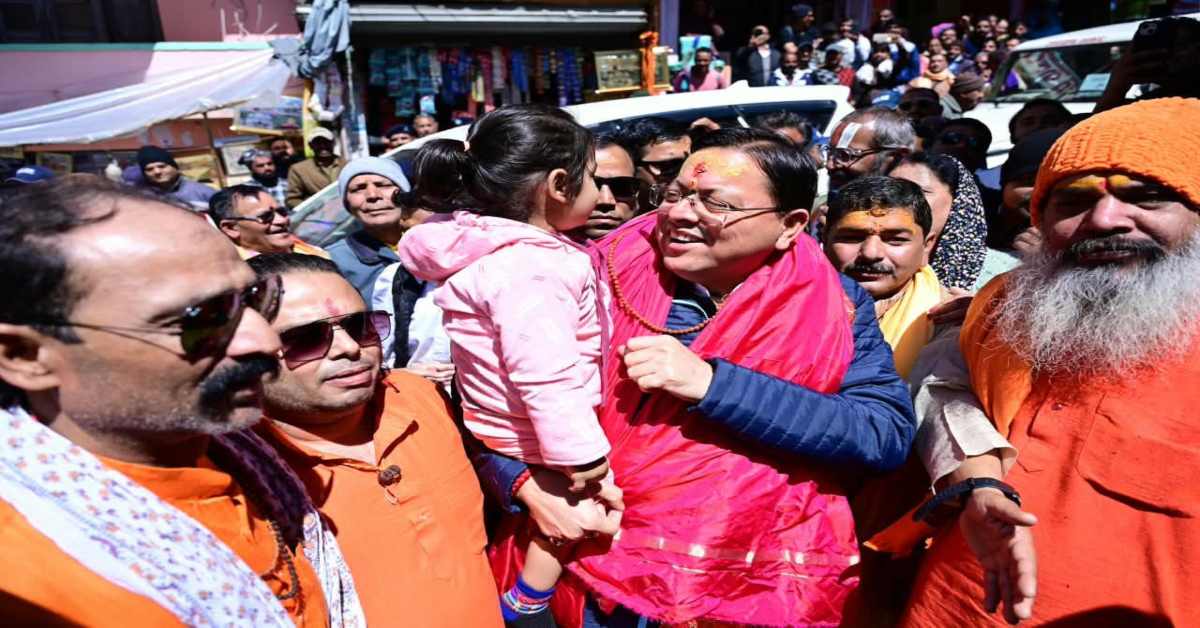 आस्था भी, विकास की गाथा भीः बद्रीनाथ पहुंचकर CM धामी ने किए दर्शन, मास्टर प्लान कामों का निरीक्षण कर अधिकारियों को दिए अहम निर्देश